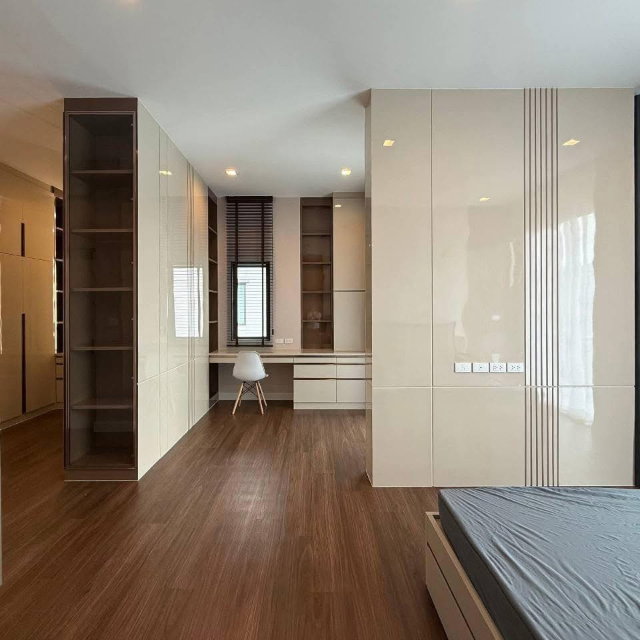รูป P0622/บ้านเดี่ยวหรู Bangkok Boulevard บางนา–ศรีนครินทร์ บ้านใหม่แต่งครบ พร้อมอยู่ ใกล้ Mega Bangna - รูปที่ 16/24