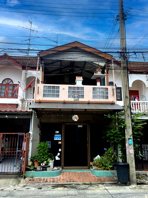 ทาวน์โฮม กรุงเทพมหานคร : ขายทาว์นเฮ้าส์ 2 ชั้น ซ.พหลโยธิน 53 เดินทางสะดวกใกล้ BTS/ทางด่วน