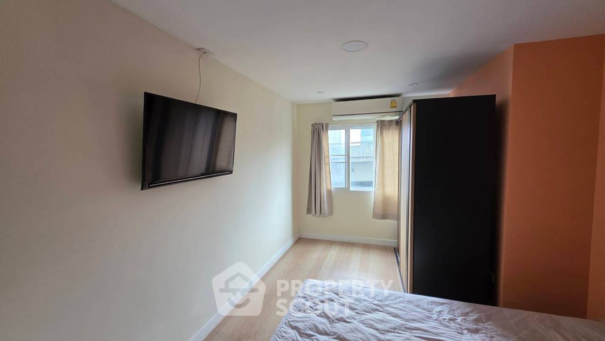picture 2-BR Condo at Wittayu Complex near BTS Phloen Chit (ID 382383) - 16/19