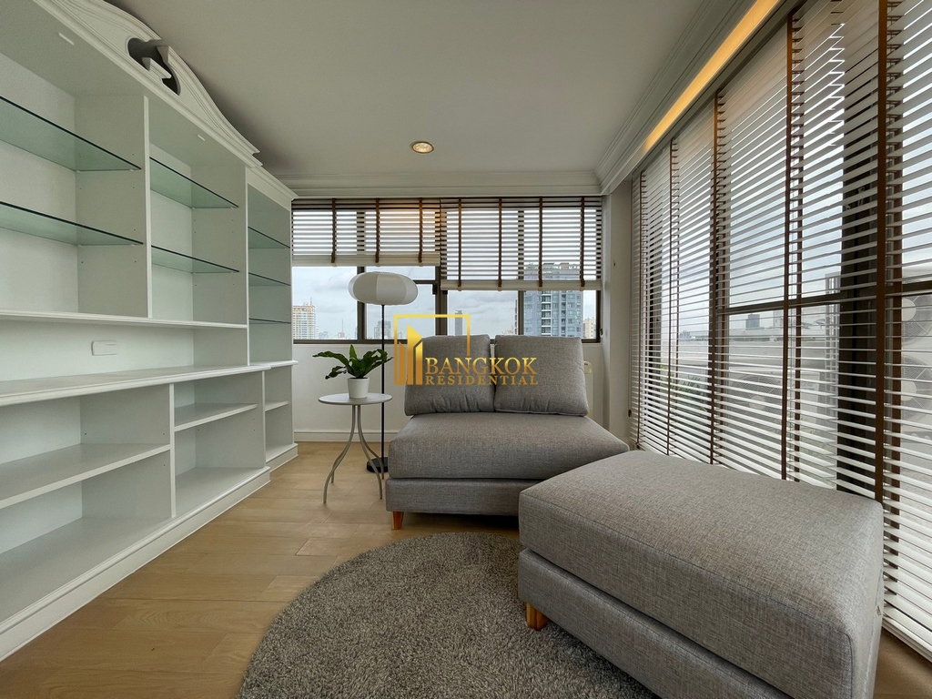 รูป Renovated 4 Bedroom Duplex Apartment in Phrom Phong Area - BR21157AP - รูปที่ 7/54