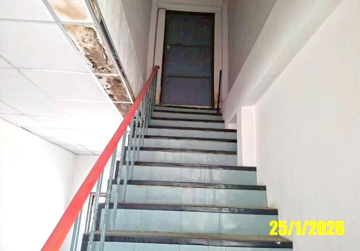 picture OFFICE 326.7 Sq.w. Krathum Baen Samut Sakhon for 17.5M - 52/56