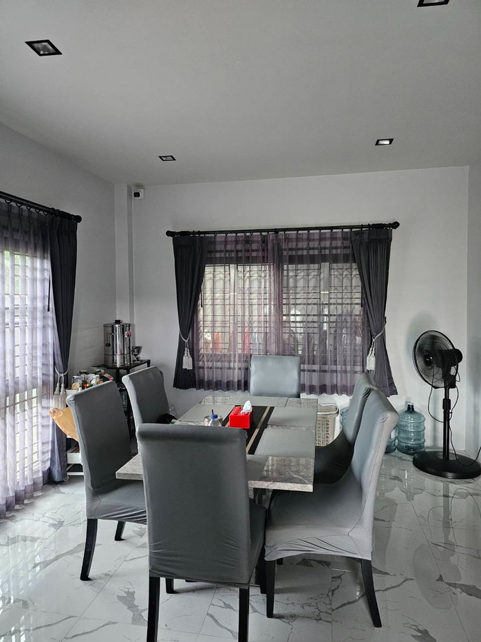 picture Ready-to-move-in detached house in Hat Yai. Full usable area, rear extension already done. Great value! - 6/7