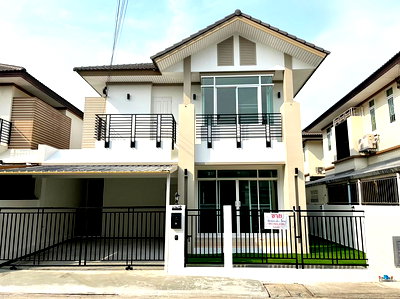 ขายบ้านเดี่ยว : Call : 082-661-4789 หมู่บ้านชิชากร 2 บางใหญ่ บ้านรีโนเวทใหม่ทั้งหลัง 4 ห้องนอน 3 ห้องน้ำ ทำเลทองติดถนนกาญจนาภิเษก ใกล้เซ็นทรัลเวสต์เกต เพียง 3.5 กม.