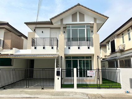 Call : 082-661-4789 หมู่บ้านชิชากร 2 บางใหญ่ บ้านรีโนเวทใหม่ทั้งหลัง 4 ห้องนอน 3 ห้องน้ำ ทำเลทองติดถนนกาญจนาภิเษก ใกล้เซ็นทรัลเวสต์เกต เพียง 3.5 กม.