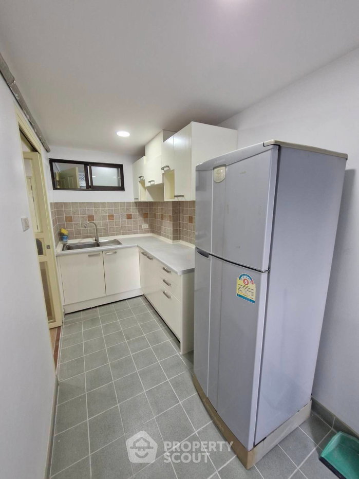 picture 1-BR Condo at Lumpini Place Narathiwas Ratchanakarin in Chong Nonsi (ID 2044107) - 2/17
