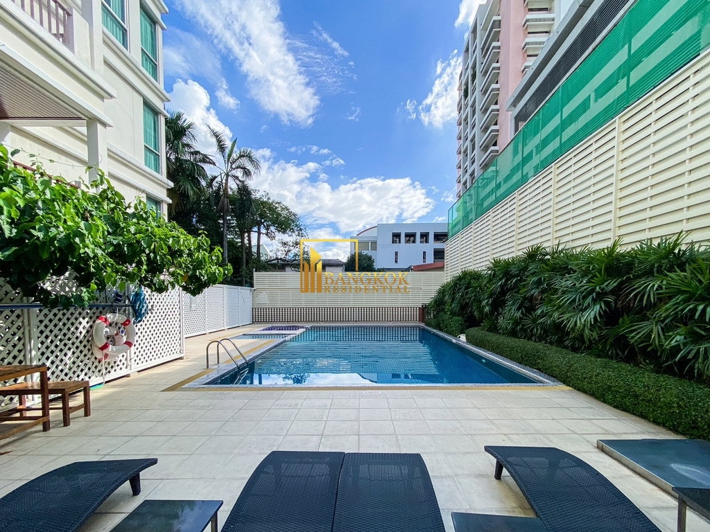 รูป Beautiful 4 Bedroom Apartment in Central Sathorn - BR0722AP - รูปที่ 32/41