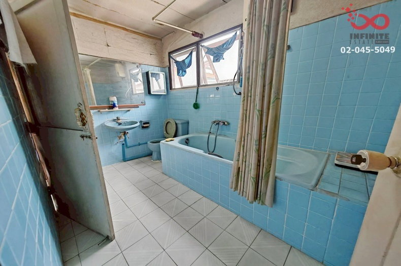 รูป ขายบ้านเดี่ยว 2 ชั้น 42 ตร.ว. ถนนสุทธิสาร ซอยสบายใจ หลังมุม ใกล้ MRT - รูปที่ 11/13