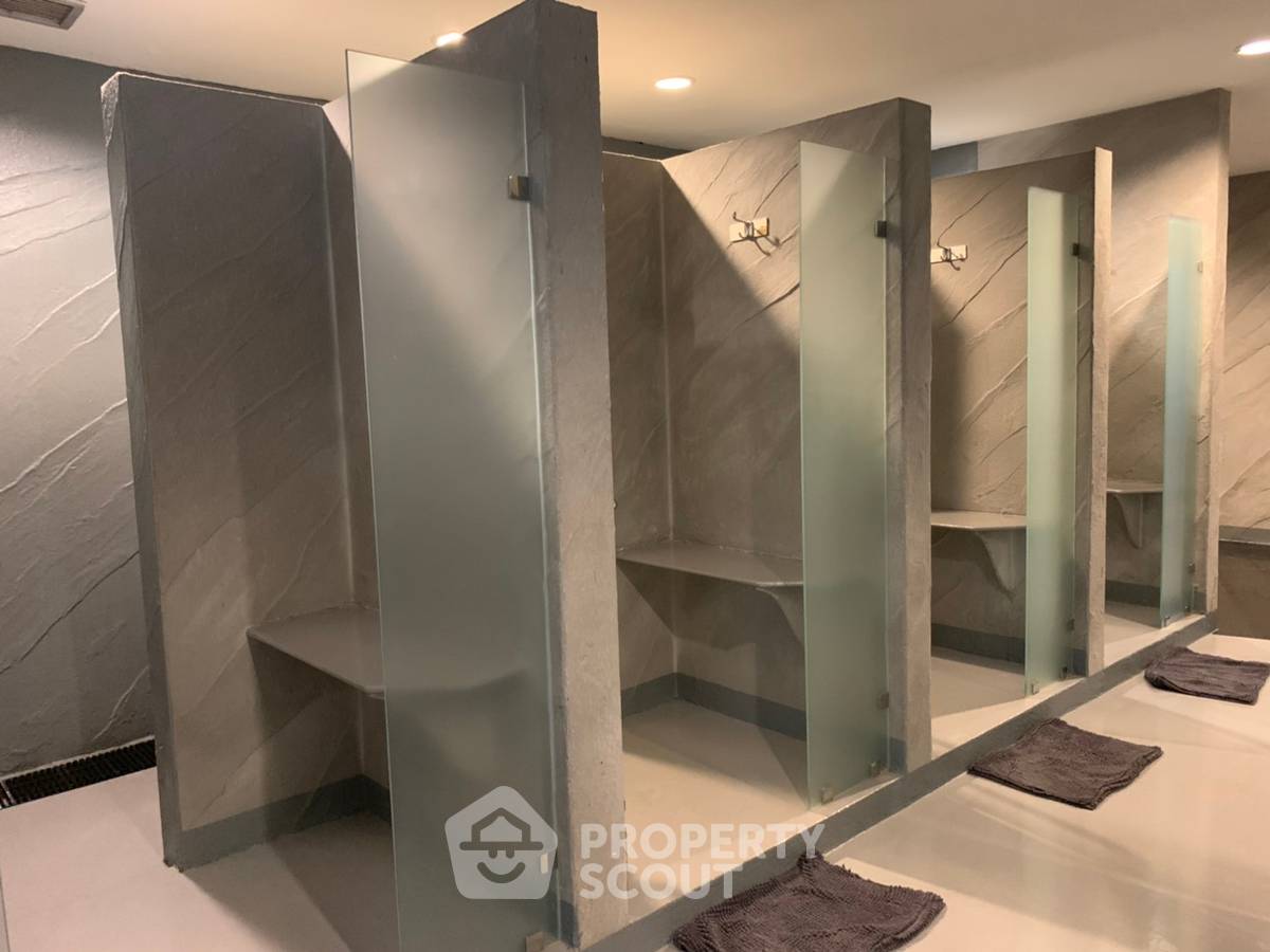 รูป คอนโด 2-ห้องนอน ที่ เดอะวอเตอร์ฟอร์ด ไดมอน ทาวเวอร์ สุขุมวิท ใกล้ BTS พร้อมพงษ์ (ID 883720) - รูปที่ 7/17