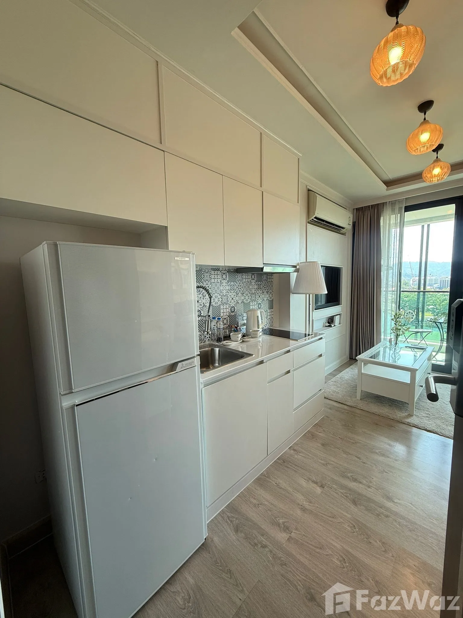 Lake view condo close to beach 6149400 - image 5