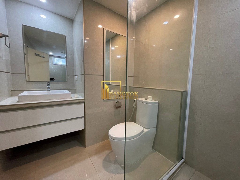 รูป Oriental Towers | Expansive 3 Bedroom Pet Friendly Condo in Ekkamai - BR17432CD - รูปที่ 18/42