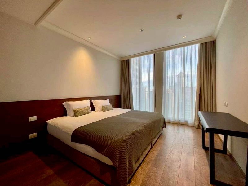 รูป ให้เช่าคอนโดBTS พลินจิต 📍  Noble Ploenchit   📍 Type 3 Bedrooms ราคาเช่า  160,000/ month  - รูปที่ 6/19