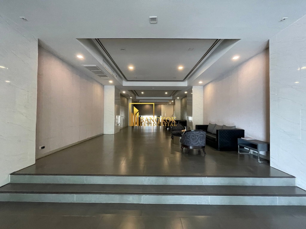 รูป Oriental Towers | Spacious 3 Bedroom Condo in Ekkamai - BR18583CD - รูปที่ 38/41