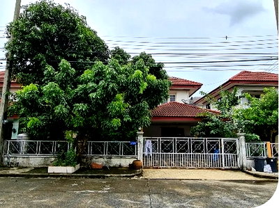 Houses for sale : FOR SALE  HOUSE PROPERTY  2689000 BAHT.