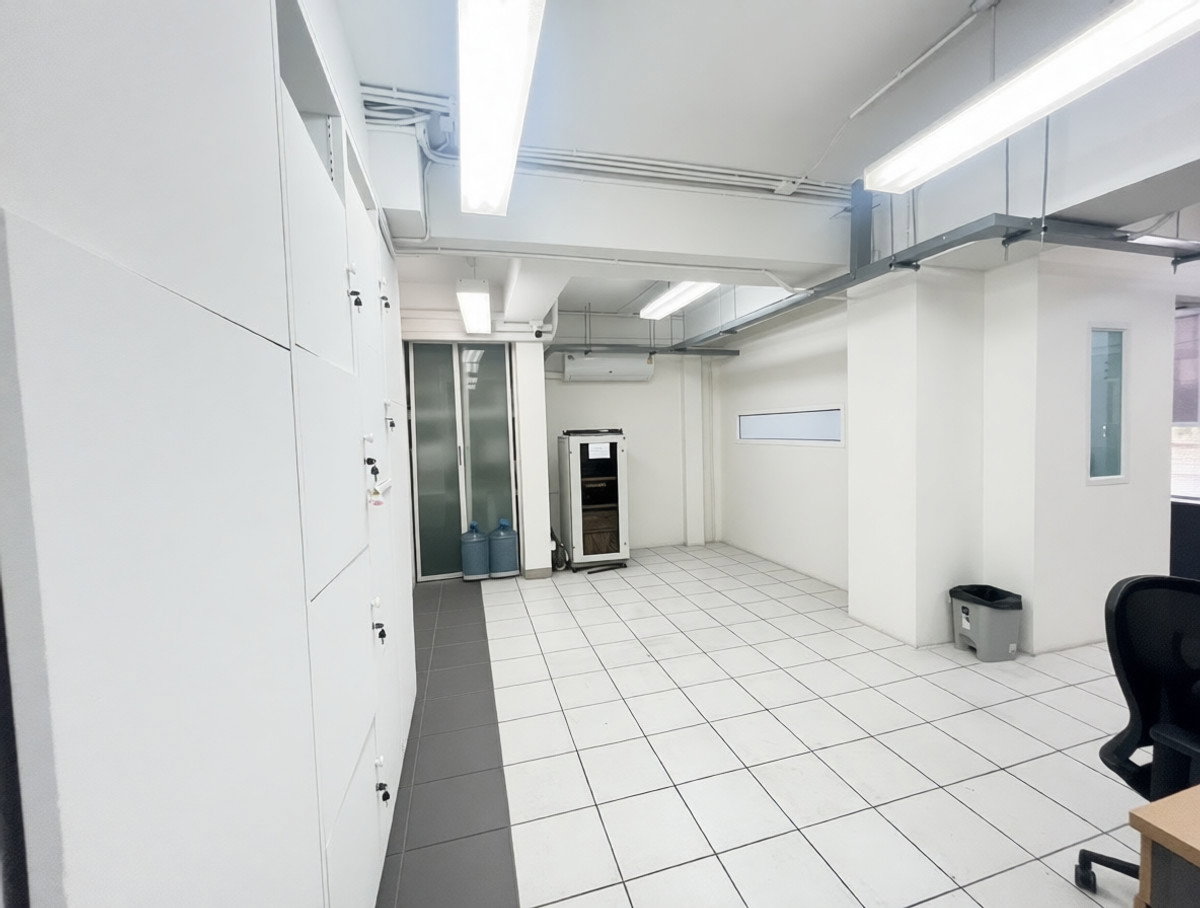 รูป S1097 🚨 ตึก 8 ชั้น ทำเลทอง พระราม 9 – Rare Item ตัวจริง! 🚨  ทำเลหัวมุม เพียง 65 ล้านบาท - รูปที่ 15/17