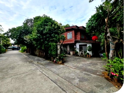 Houses for sale Bangkok : FOR SALE  HOUSE PROPERTY  9253000 BAHT.