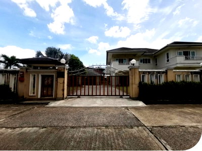 Houses for sale : FOR SALE  HOUSE PROPERTY  5742000 BAHT.