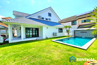 Houses for sale Taolo Road : spacious home at Central Park 5 Pattaya