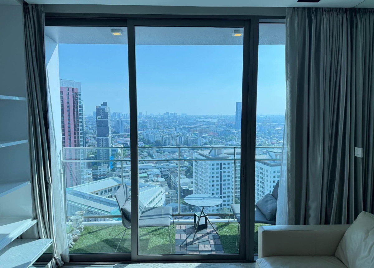 picture The Room Sukhumvit                  69  - 5/17