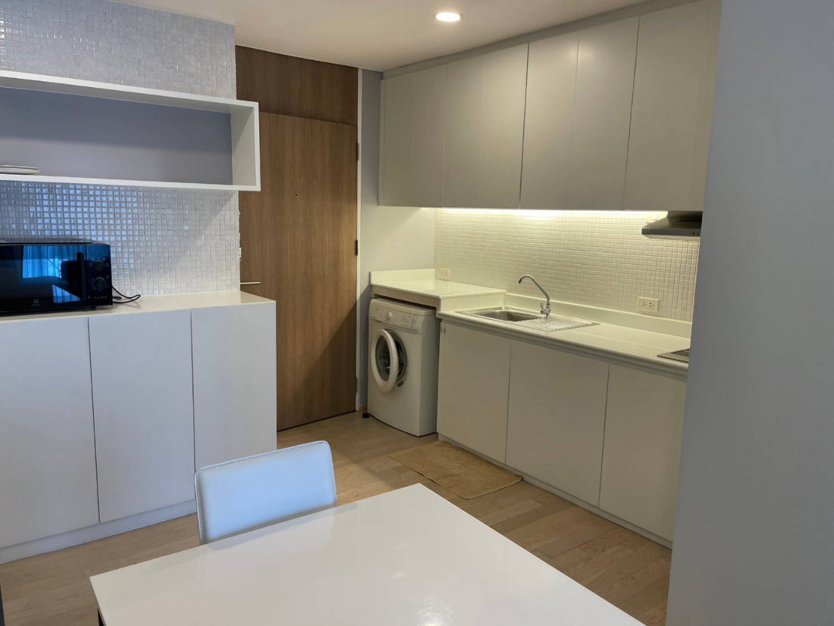 รูป ให้เช่า 1 ห้องสตูดิโอ 40 ตร.ม พร้อมเข้าอยู่ -- โทรด่วน 094-641-5974 - รูปที่ 8/13