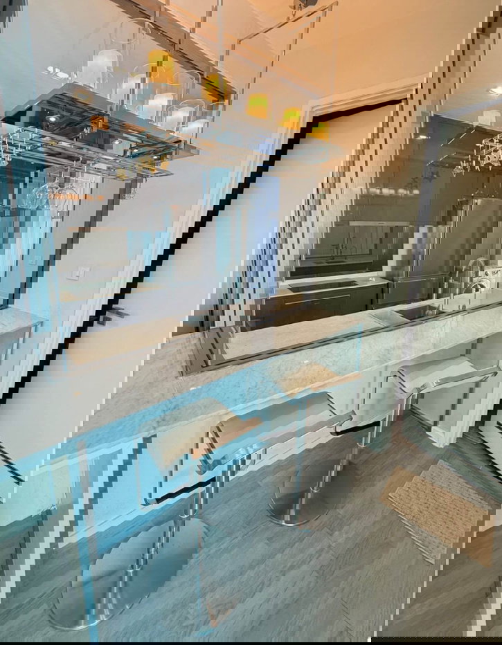 picture The Room Sukhumvit                  69  - 4/17