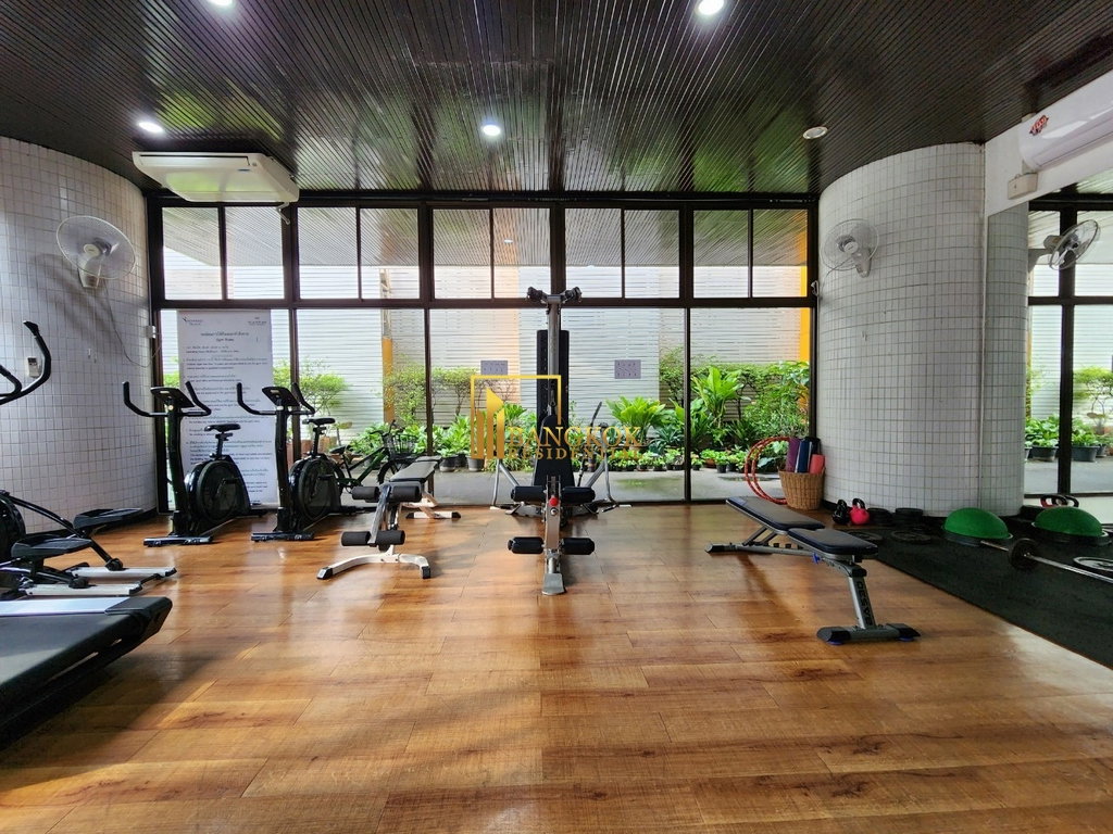 picture Richmond Palace | Great Value 3 Bedroom Condo in Phrom Phong - BR17253CD - 30/38