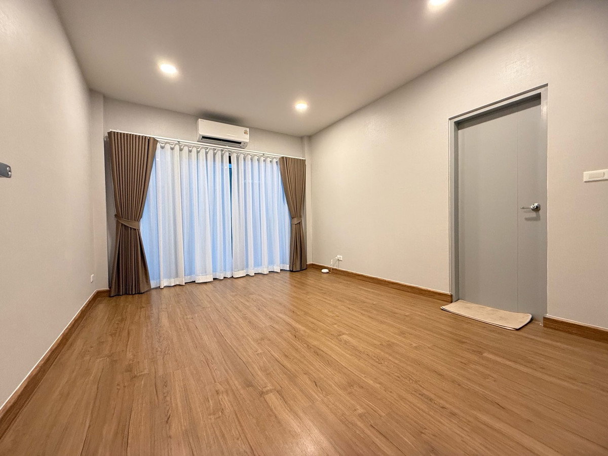 รูป WS6984 🏡 บ้านใหม่แกะกล่อง  Centro พหลฯ – วิภาวดี 3  ใกล้ รพ.เปาโลรังสิต เพียง 1.7 กม. เพียง 45,000 บาท/เดือน  - รูปที่ 11/17