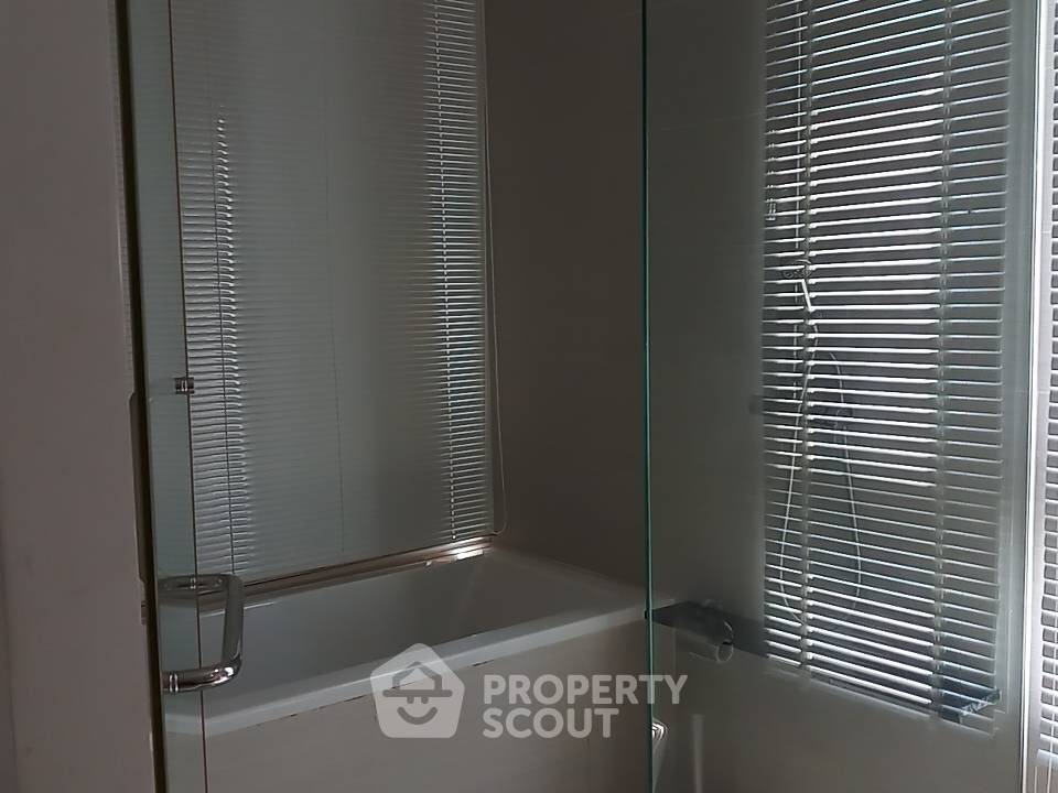 รูป คอนโด 2-ห้องนอน ที่ อิสสระ แอท 42 สุขุมวิท คอนโดมิเนียม ใกล้ BTS เอกมัย (ID 515073) - รูปที่ 9/10