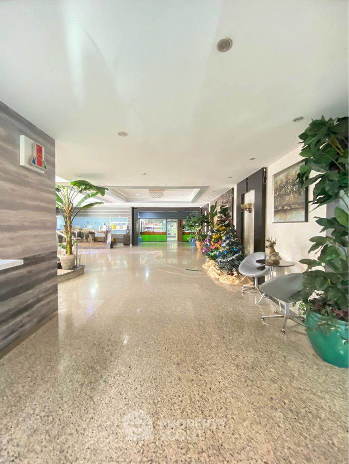 picture 2-BR Condo at Wittayu Complex near BTS Phloen Chit (ID 993930) - 11/15