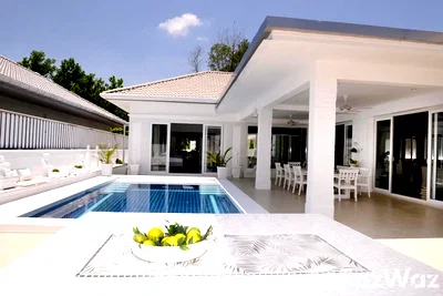 Houses for sale : 2 Bedroom Villa for sale in Pa Khlok, Phuket  6156621