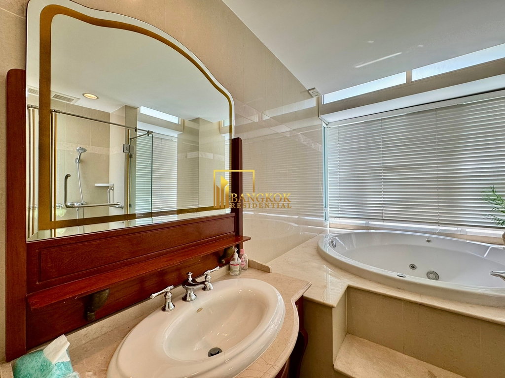 picture The Bangkok 43 | Elegant 2 Bed Condo in Phrom Phong Area - BR9277CD - 13/31