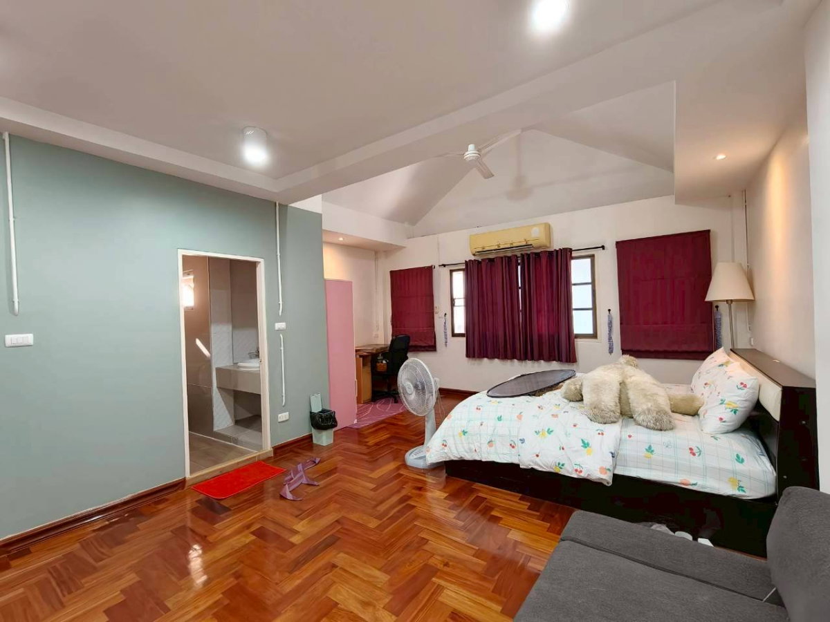 รูป หมู่บ้านพิบูลย์ บางซื่อ ถนนพิบูลสงคราม แขวงวงศ์สว่าง เขตบางซื่อ กรุงเทพมหานคร - รูปที่ 15/19