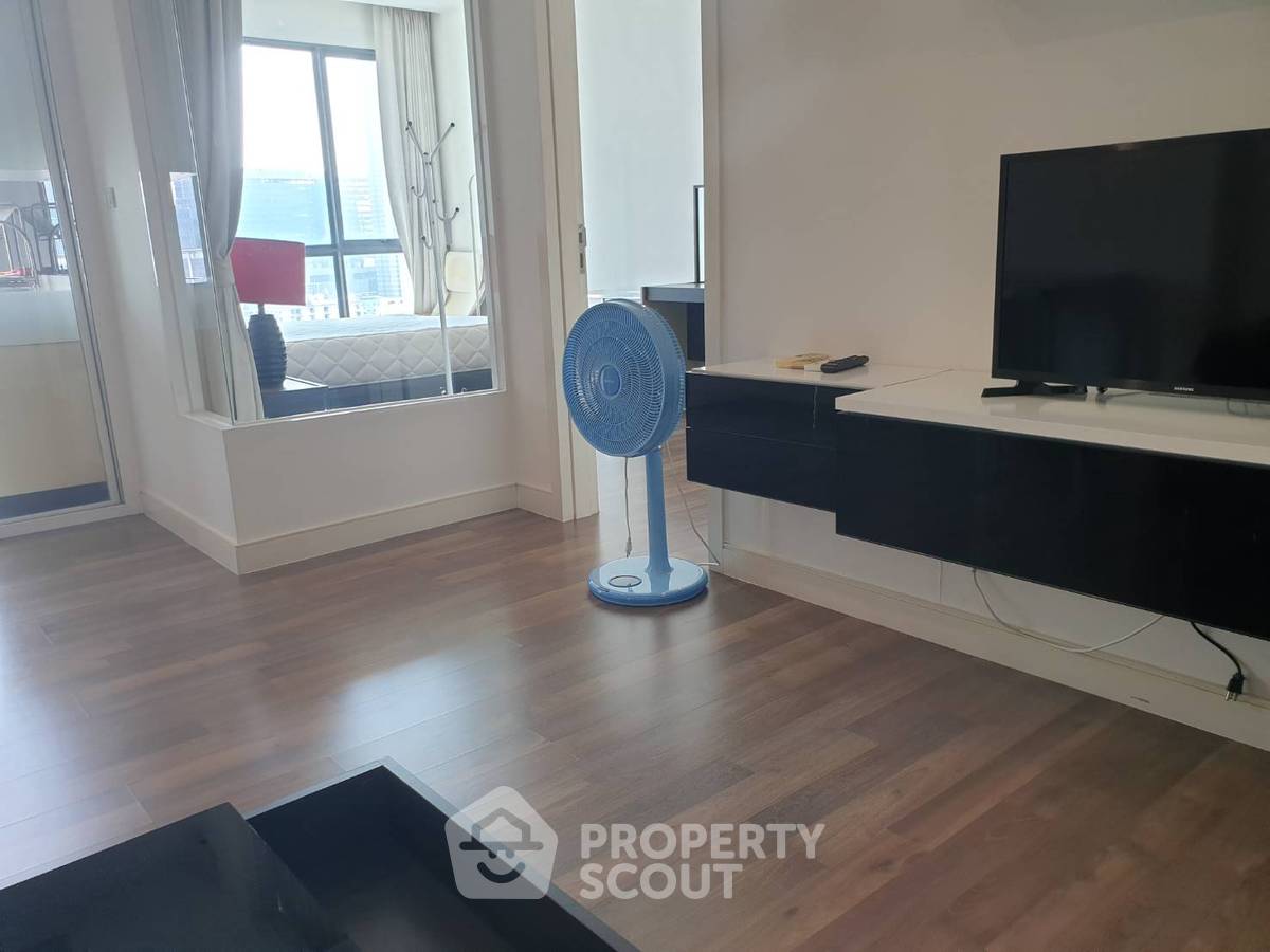 รูป คอนโด 1-ห้องนอน ที่ เดอะ รูม สุขุมวิท 62 ใกล้ BTS ปุณณวิถี (ID 1606150) - รูปที่ 2/9