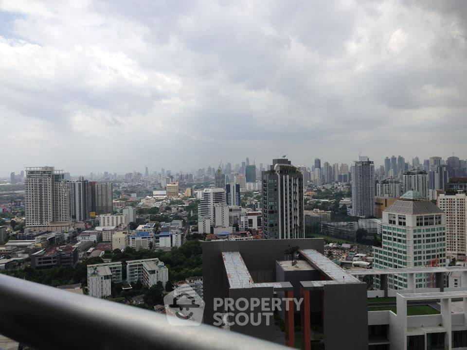 picture 1-BR Condo at Sky Walk Residences near BTS Phra Khanong (ID 511336) - 7/8