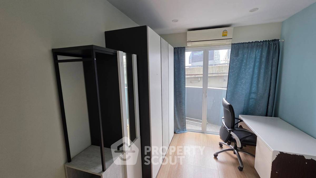 picture 2-BR Condo at Wittayu Complex near BTS Phloen Chit (ID 382383) - 17/19