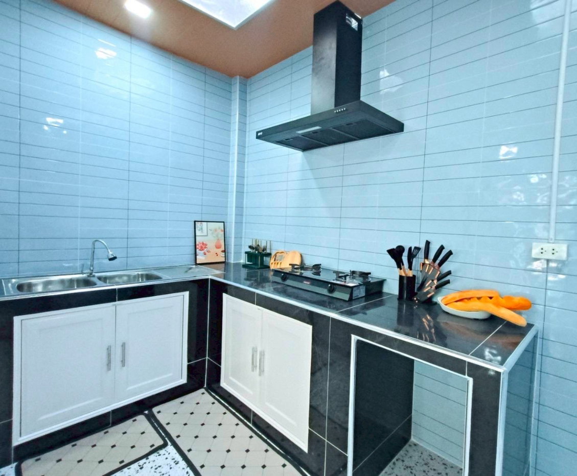 รูป ขายทาวน์เฮ้าส์รีโนเวท 2 ชั้น หมู่บ้านพูนสินธานี 3 เคหะร่มเกล้า 64 ลาดกระบัง 2 ห้องนอน ราคา 2.15 ล้านบาท - รูปที่ 10/18