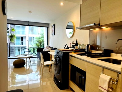 Condos for sale Big C Extra Rama 4 : Spacious 1BR Ekkamai Condo | SOCIO 61 Garden View | Quiet Lifestyle Investor Pick - U5644492