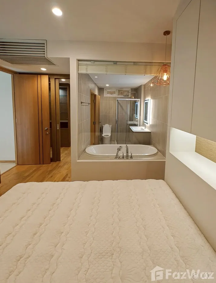 picture The Empire Place Sathorn 6155536 - 8/20