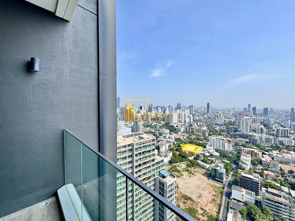 รูป The Esse Sukhumvit 36 | Modern 2 Bedroom Luxury Condo in Thong Lo - BR17510CD - รูปที่ 6/35