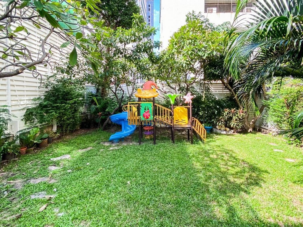 รูป Beautiful 4 Bedroom Apartment in Central Sathorn - BR0722AP - รูปที่ 34/41