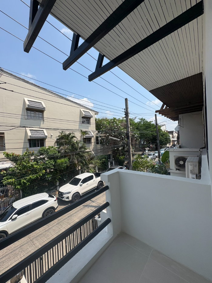 picture ✨New Renovate Townhome (Ketnuti Garden Village) - 16/18