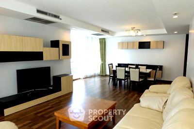 Condos for rent Chulalongkorn University : 2-BR Condo at The Rajdamri near BTS Ratchadamri (ID 562208)