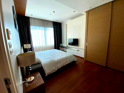 เช่าคอนโด BTS พร้อมพงษ์ : 🎉 ให้เช่าคอนโด ไบร์ท สุขุมวิท 24 อาคาร B ชั้น 7 1 ห้องนอน ขนาด 67 ตรม ใกล้ Emquartier