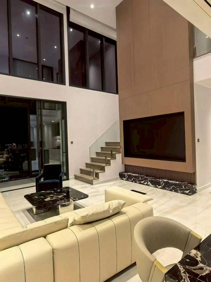 รูป For rent 🏢Duplex  Luxury Condo 📍Supalai Icon Sindhorn 📍 Rent Prices 250,000 / month. - รูปที่ 4/8