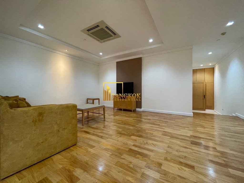 picture Impressive 3 Bedroom Duplex Apartment in Phrom Phong Area - BR0235AP - 5/60