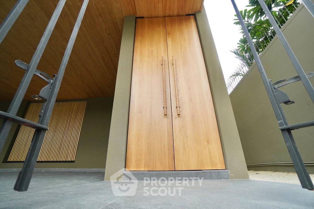 picture 4-BR House in Lat Phrao (ID 1750095) - 4/23