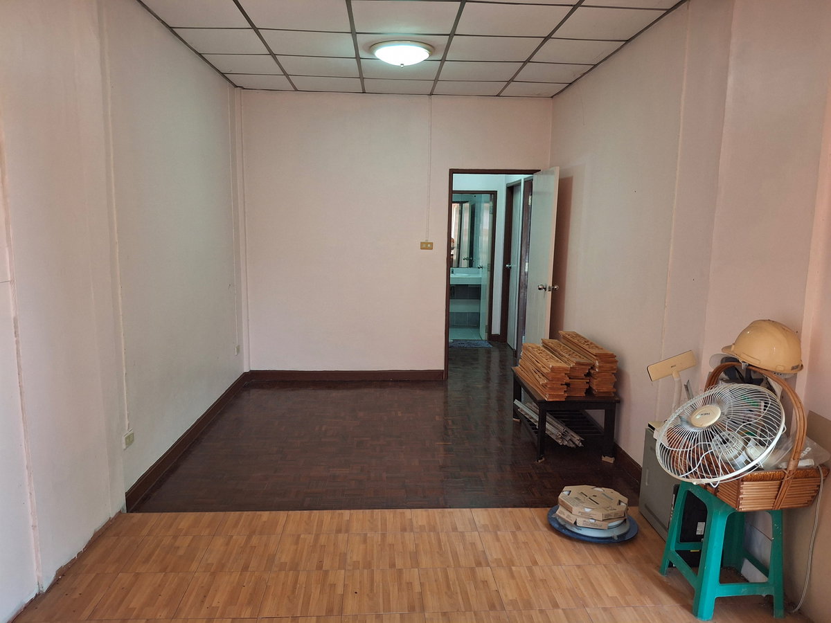 รูป ทาวน์เฮ้าส์หลังริม 4 นอน โครงการ LH (บุศรินทร์) ใกล้เวสต์เกต+รถไฟฟ้า - วงแหวน-รัตนาธิเบศร์ - รูปที่ 4/14