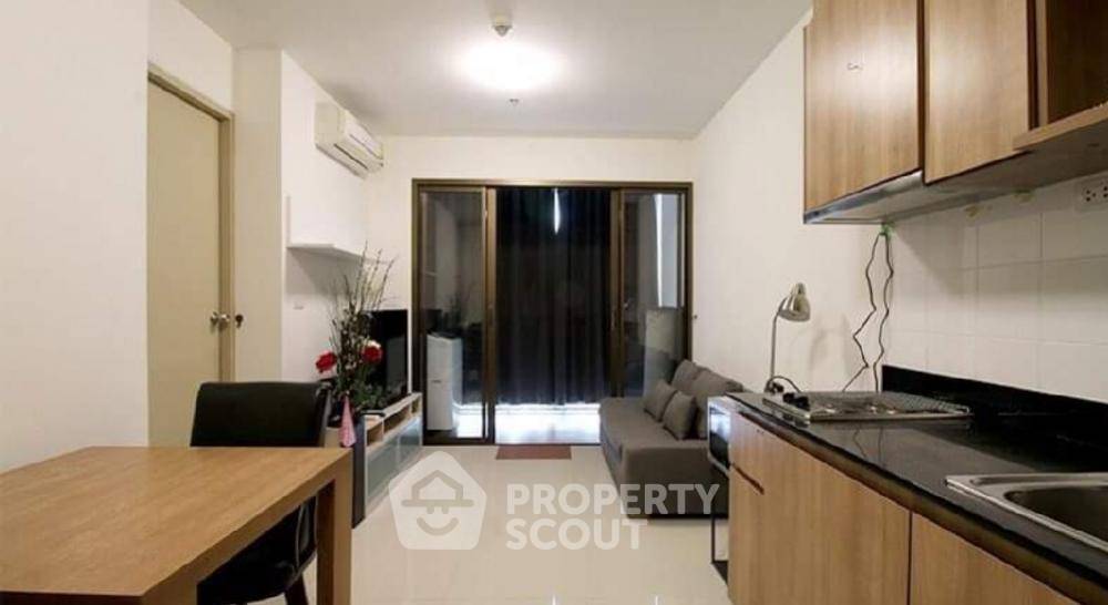 รูป คอนโด 1-ห้องนอน ที่ ไอดีโอ สาทร-ตากสิน ใกล้ BTS กรุงธนบุรี (ID 568844) - รูปที่ 1/5