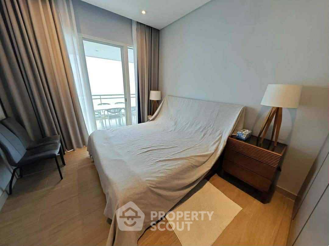 รูป คอนโด 2-ห้องนอน ที่ รีเฟล็คชั่น จอมเทียน บีช พัทยา ใกล้ เมืองพัทยา (ID 2282592) - รูปที่ 3/10