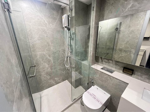 🎉 ให้เช่าคอนโด โซโห​ แบงค็อก​ รัชดา อาคาร 1 ชั้น 5 สตูดิโอ ขนาด 26 ตรม ใกล้ ใกล้ MRT ห้วยขวาง