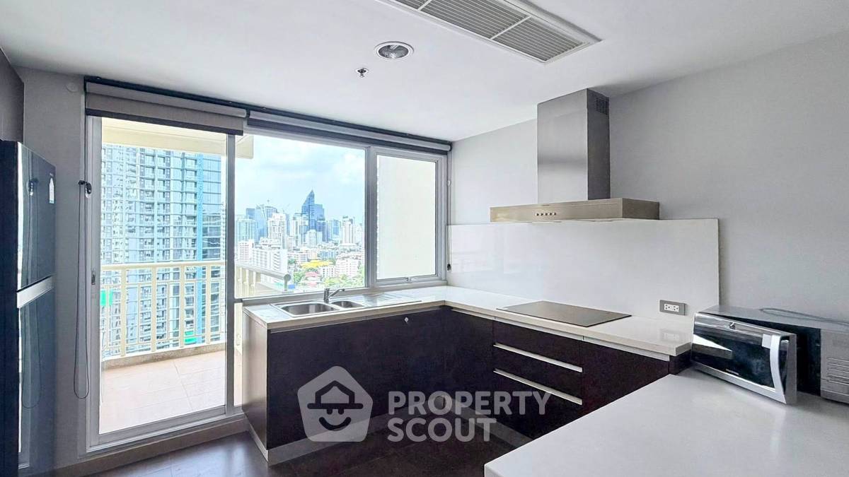 picture High-Floor 2-BR 59 Heritage Sukhumvit 59, 300m to BTS Thong Lor (ID 2781754) - 6/15